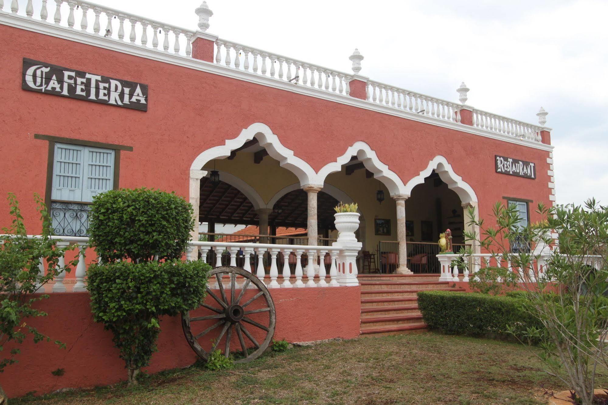 Hotel Hacienda Sánchez Valladolid  Exterior foto